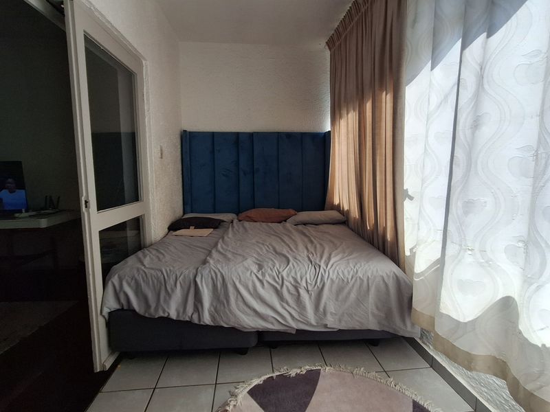 High‐Demand Two‐Bedroom Opportunity In Prime Location - Photo 8