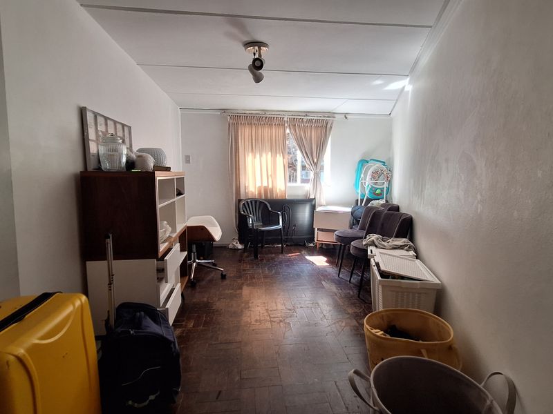 High‐Demand Two‐Bedroom Opportunity In Prime Location - Photo 6