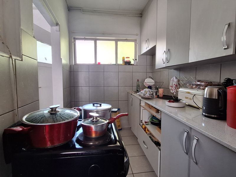 High‐Demand Two‐Bedroom Opportunity In Prime Location - Photo 10