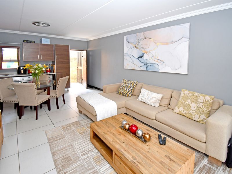 Modern Duplex Gem – Perfect for First-Time Buyers, Investors & Young Professionals - Photo 7