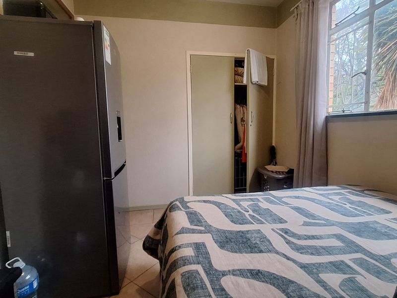 Redesigned, Situated in a Spectacular Building – Delivering Strong Returns - Photo 10