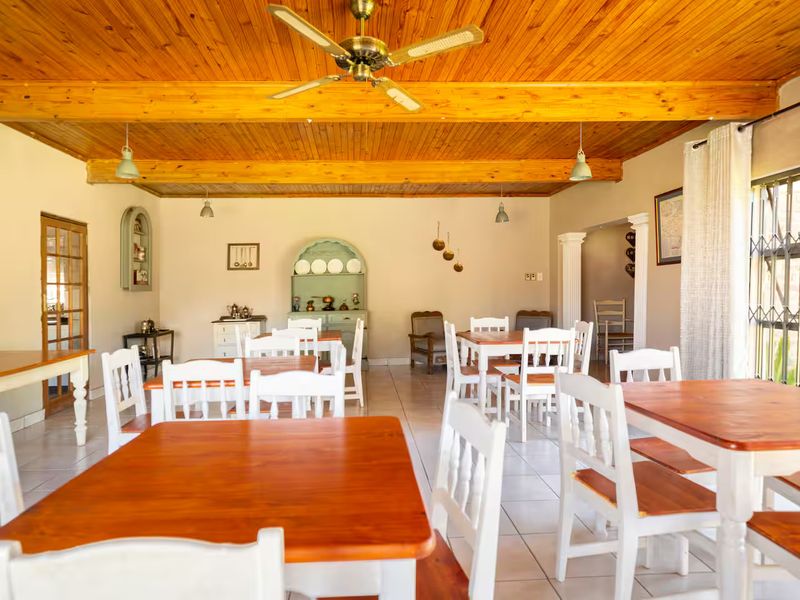 Country Estate Offering Comfort, Privacy, and Profit - Photo 8