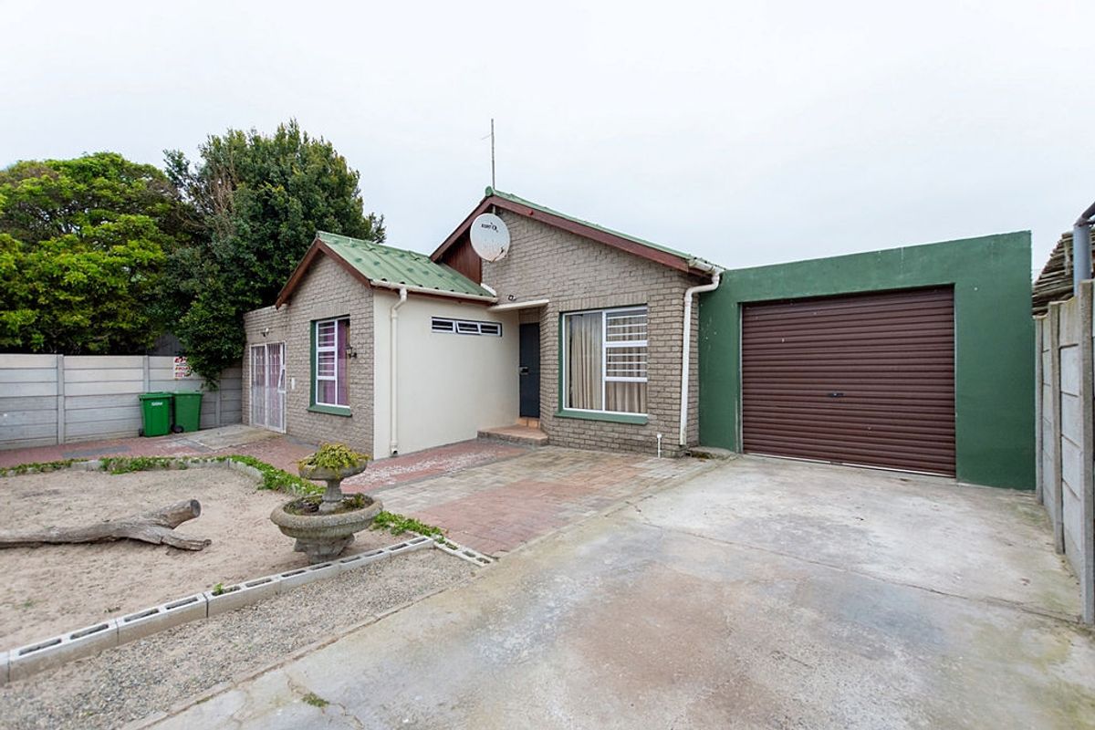 4 Bedroomhouse with Flat for Sale - Photo 4