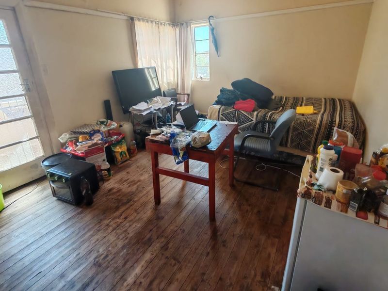 PERFECT INVESTMENT PROPERTY! DONT MISS OUT! - Photo 3