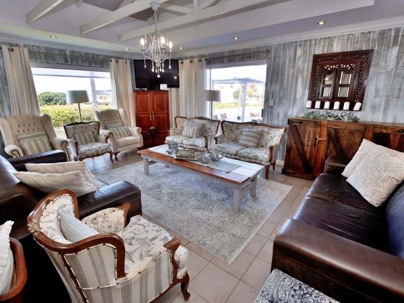 Prime Coastal Income Property Just 400m from the Beach - Photo 4