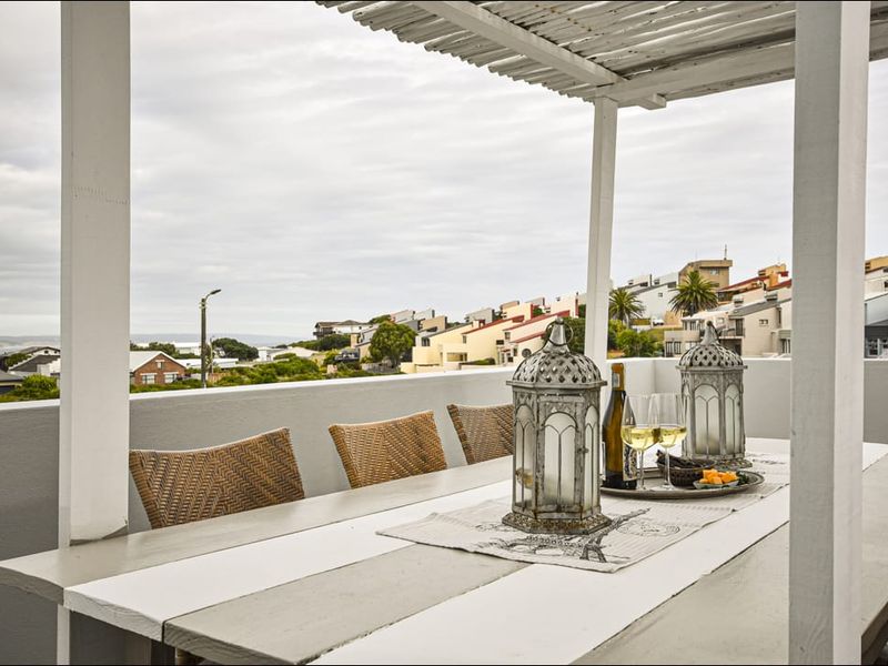 Prime Coastal Income Property Just 400m from the Beach - Photo 2