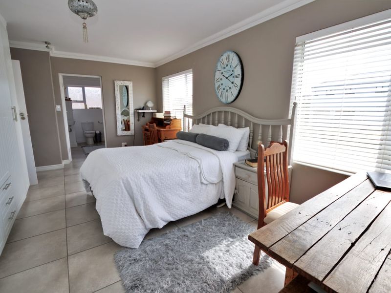 Prime Coastal Income Property Just 400m from the Beach - Photo 5