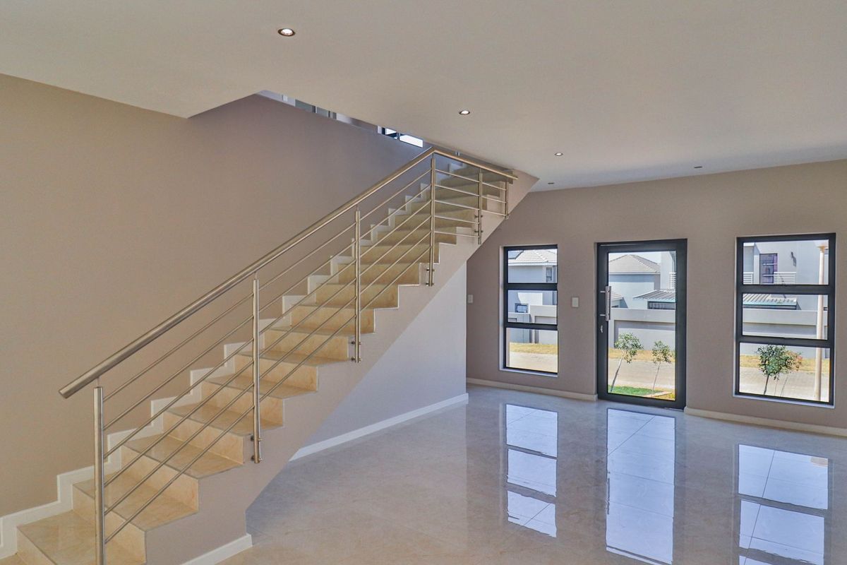 Executive Homes directly from Developer-Blue Hills ext1 - Photo 5