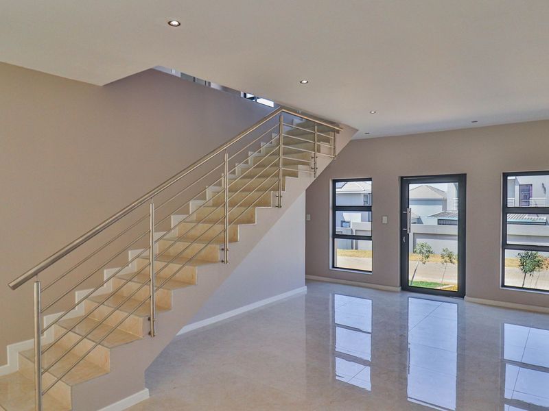 Executive Homes directly from Developer-Blue Hills ext1 - Photo 5