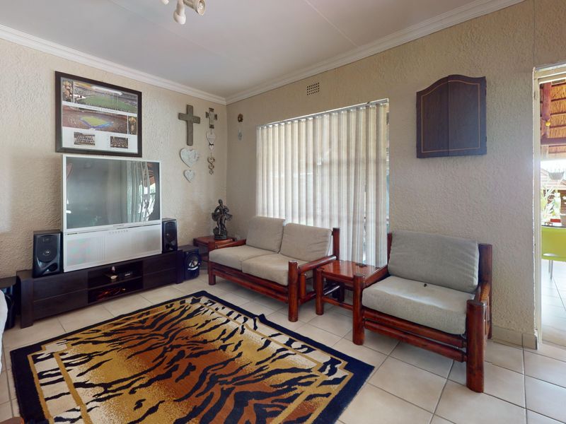 Spacious 4-Bedroom Family Home with Flatlet, Pool  and Excellent Security - Photo 7
