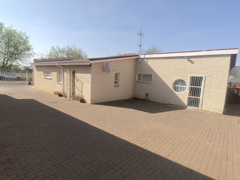 Exceptional Investment Opportunity in Rensburg - Photo 5