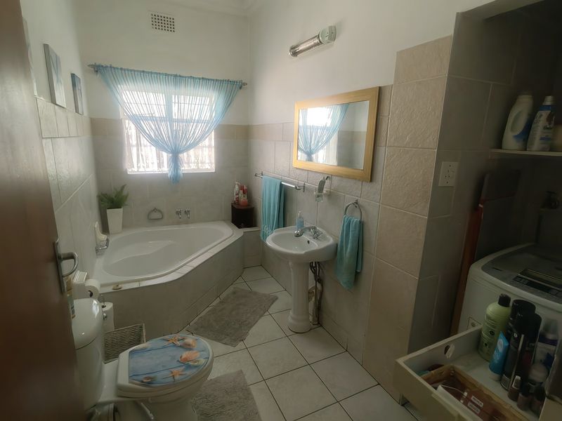 Exceptional Investment Opportunity in Rensburg - Photo 9
