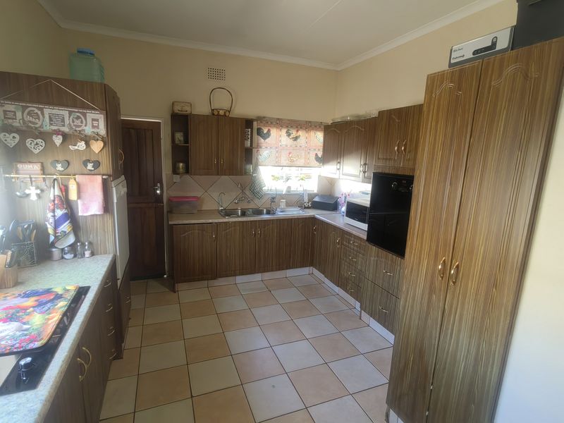 Exceptional Investment Opportunity in Rensburg - Photo 8