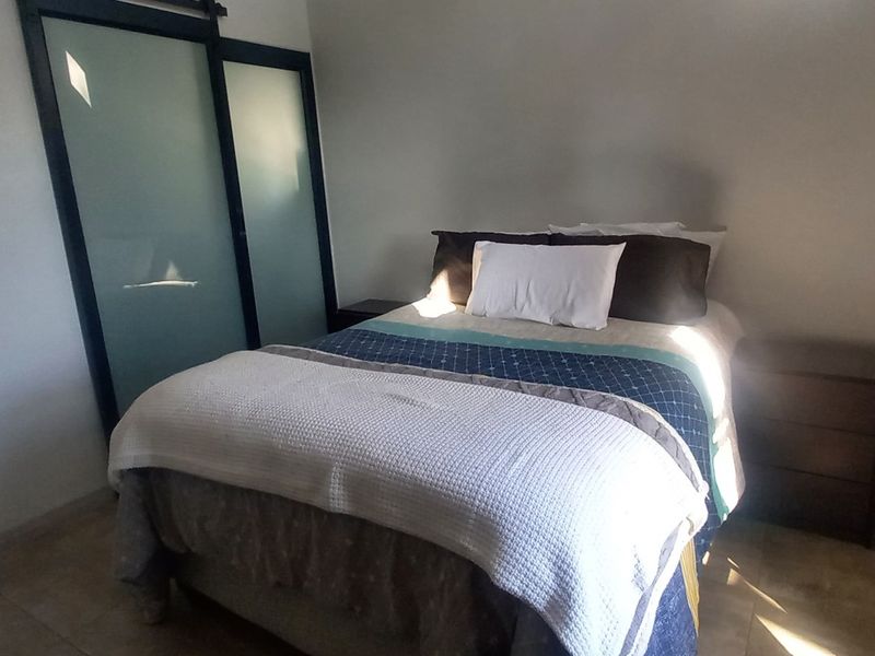 Immaculate 2-bedroom apartment for sale in Alphen Park, Pretoria - Photo 7