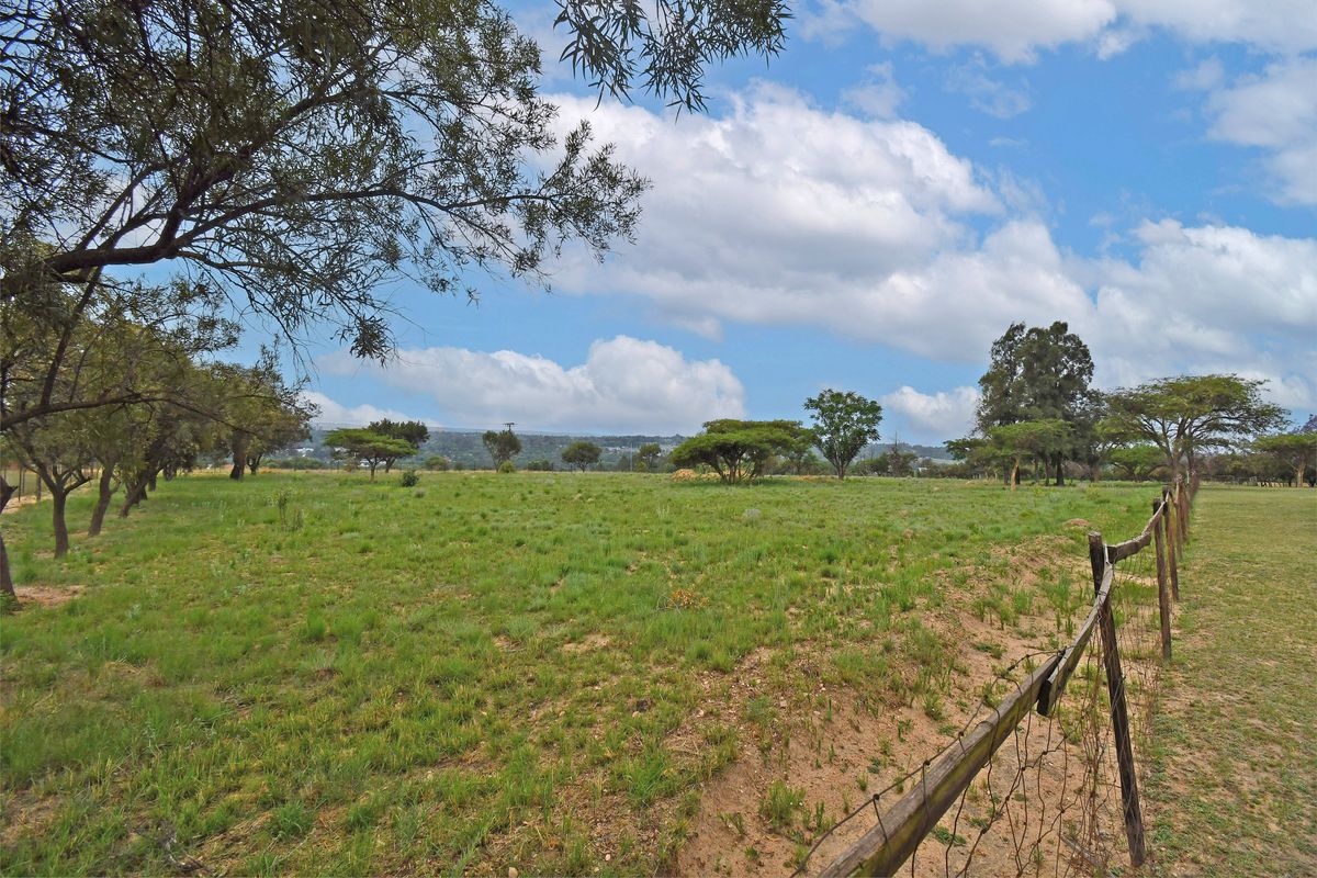 Vacant Land for Sale – Farmall (Chartwell) With Optional Homes and Additional Land Available - Photo 4