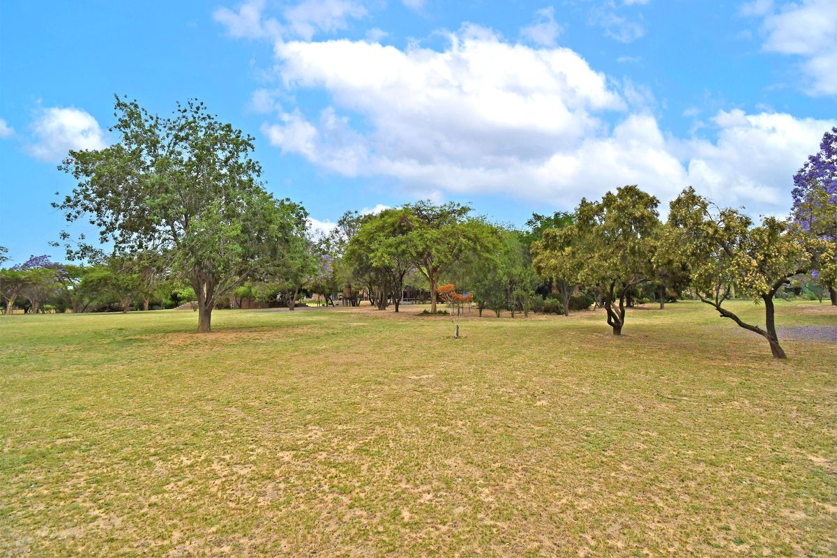 Vacant Land for Sale – Farmall (Chartwell) With Optional Homes and Additional Land Available - Photo 2