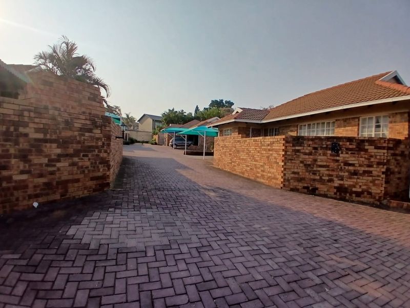 A Fresh Start in a Cosy Home - Photo 4