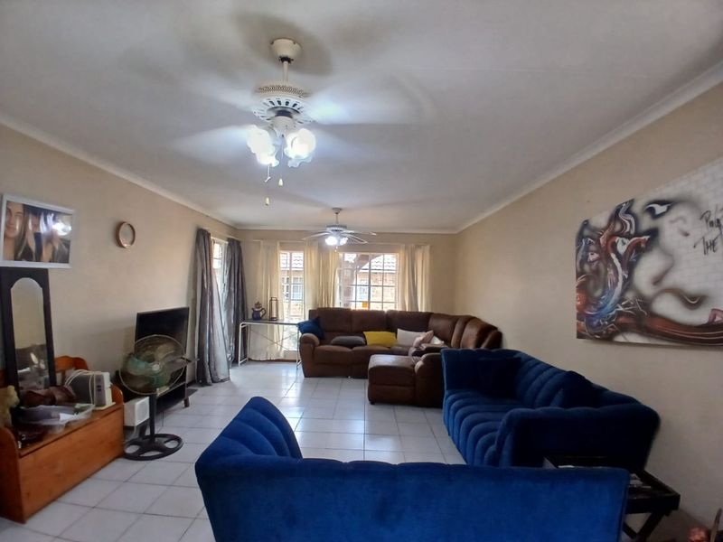 A Fresh Start in a Cosy Home - Photo 7