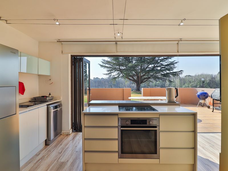 Executive Waterfront Living at Riviera Villas on the Vaal River - Photo 4