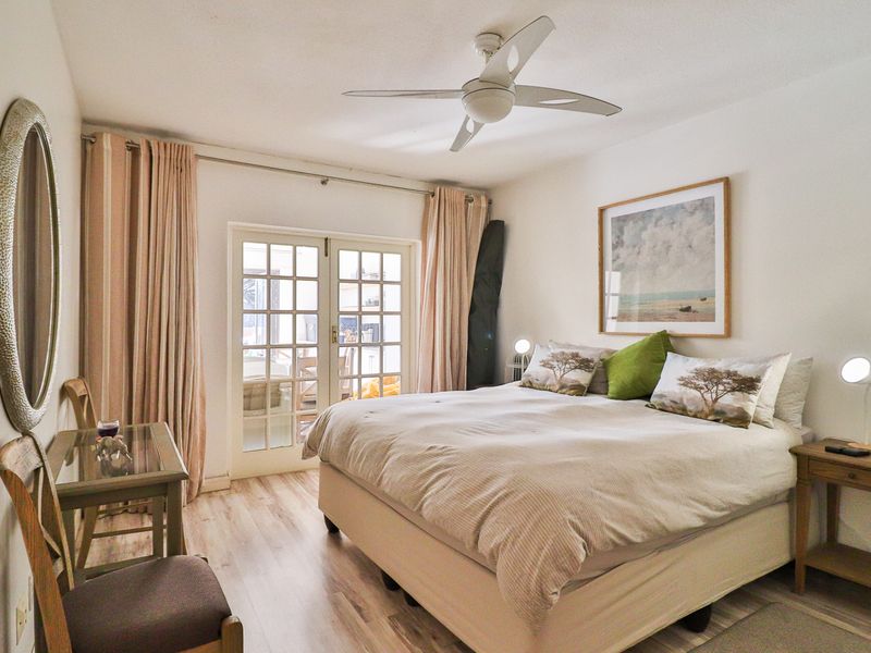 Executive Waterfront Living at Riviera Villas on the Vaal River - Photo 10