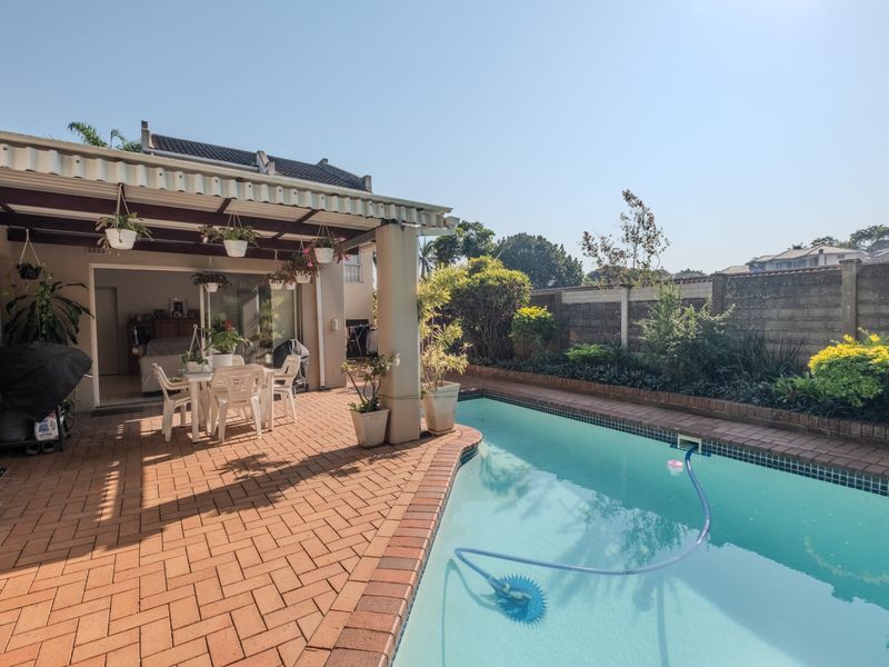 Freestanding For Sale In Umhlanga - Photo 2