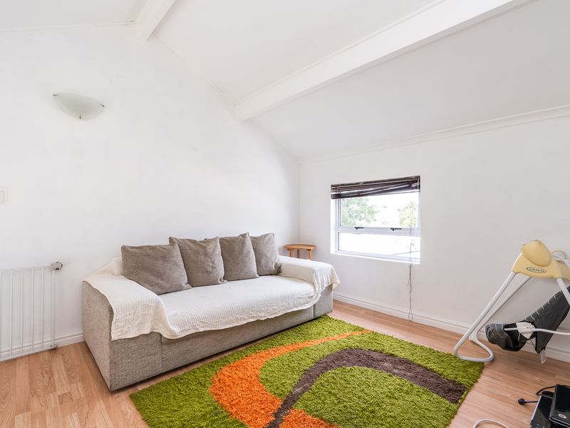 Duplex mezzanine townhouse in Thornton - Photo 10