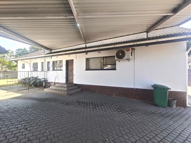 Spacious Family Home In The Heart of Arboretum - Photo 5