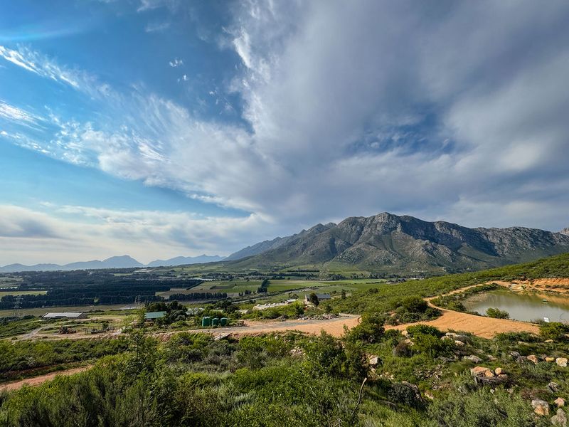 Exceptional Farm Estate at the Foot of the Mostertshoek Mountains - Photo 2