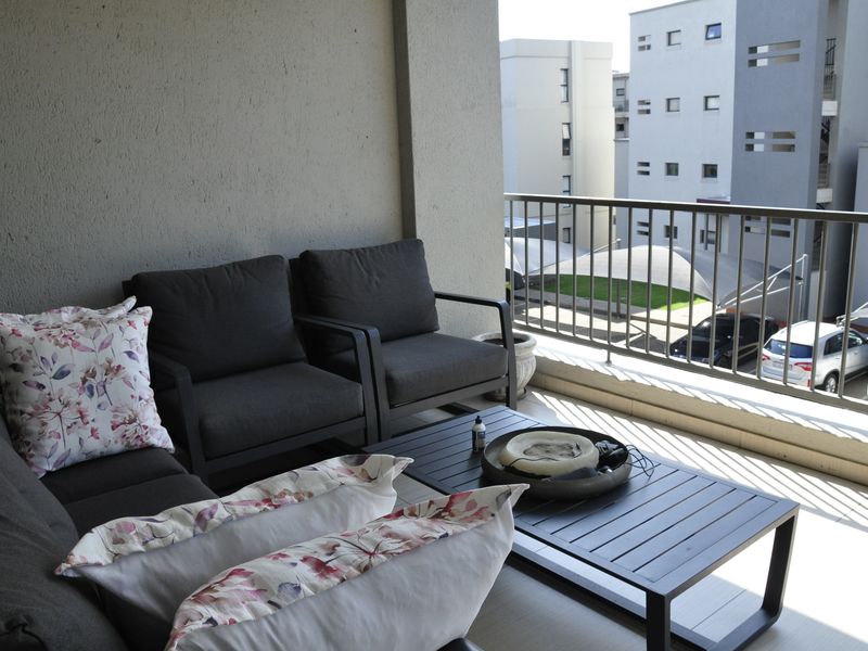 Modern 3-Bedroom Gem in the Heart of Kyalami Ridge – Jacana Estate - Photo 9