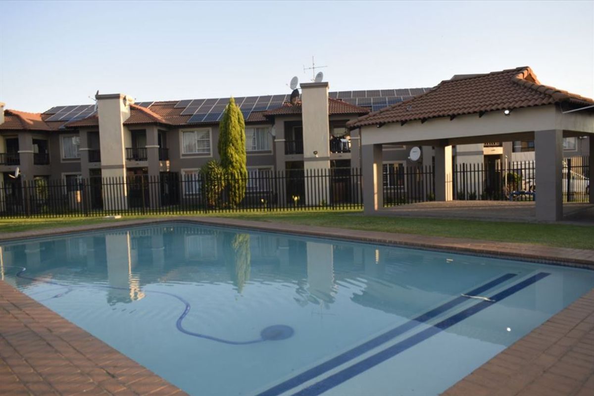 2 bedrooms for sale in Van Dyk Pak - Photo 3