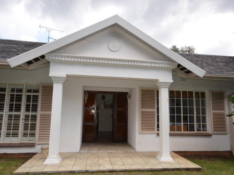 Welcome to a full title, freestanding home in the secure and family-friendly at no 3 Juniper - Photo 2