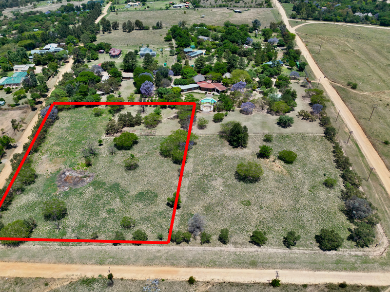 Stunning Views | Vacant Stand to Build Your Dream Home – Farmall (Chartwell) - Photo 3