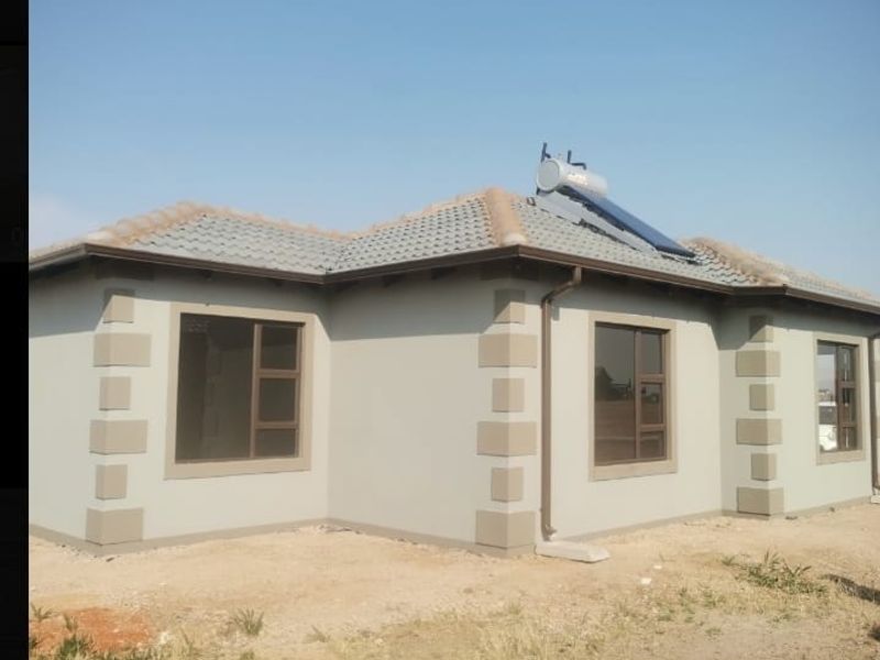 HOME  IS WAITING - Photo 2