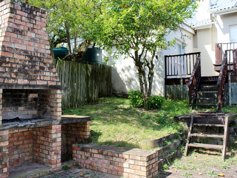 Four Bedroom Home on the East Bank in Port Alfred - Photo 5