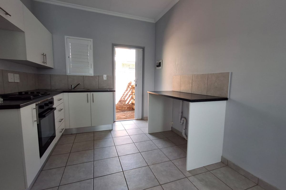 Turn-Key 2-Bedroom, 2-Bathroom Simplex in Clarina - Photo 4