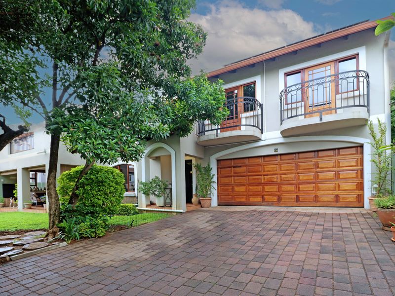 Clean, shining and bright and brand new!!! - Photo 2