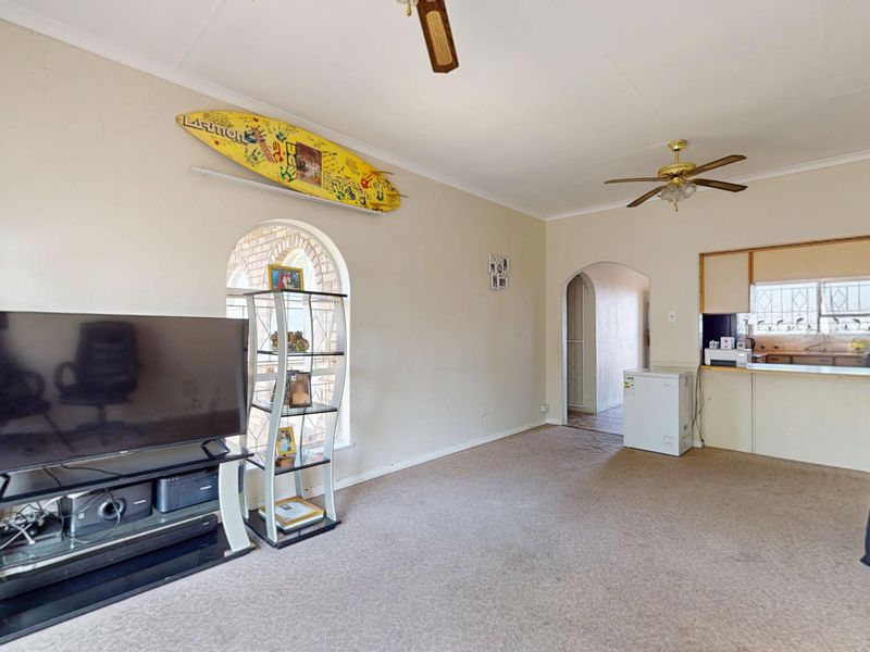 3 bedroom, 2 bathroom, 2 garages in secure  compl - Albemarle - Photo 8