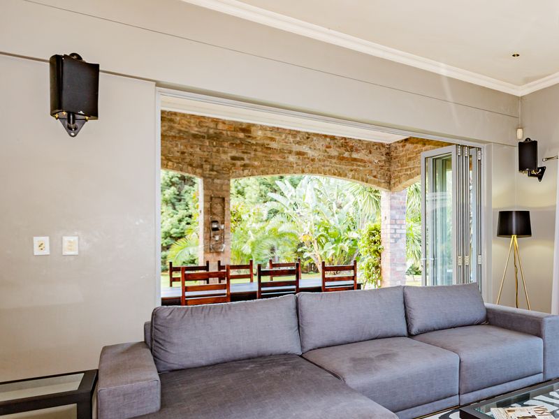 HOT PROPERTY! 5 EN-SUITES, FLAT & SO MUCH MORE! - Photo 10