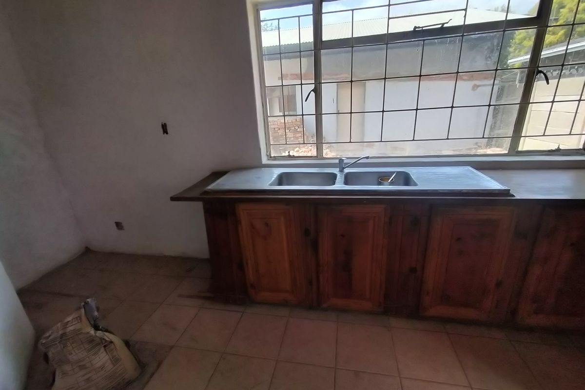 Unfinished Gem with Endless Potential in Pretoria North - Photo 4