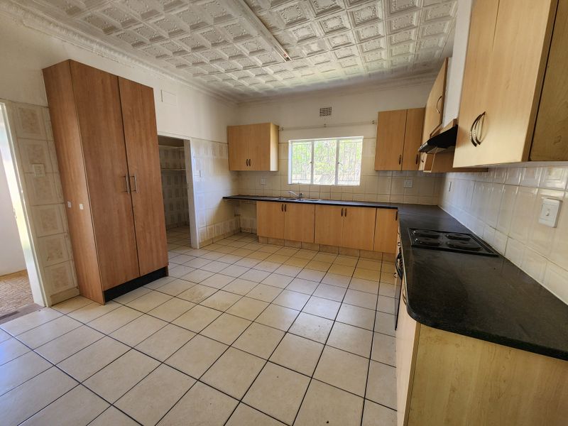 Safe, Private & Modern Student Accommodation – Steps from Balfour Technical College! - Photo 4