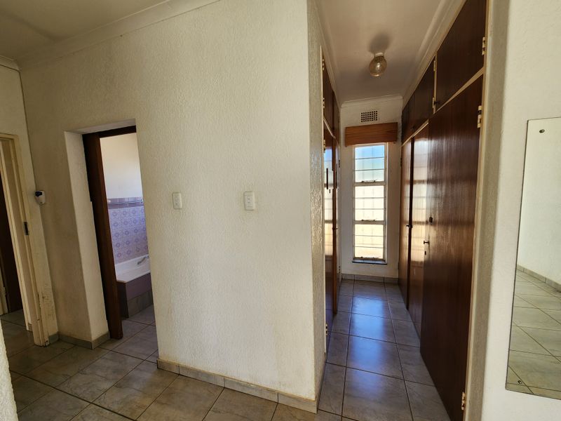 Safe, Private & Modern Student Accommodation – Steps from Balfour Technical College! - Photo 8