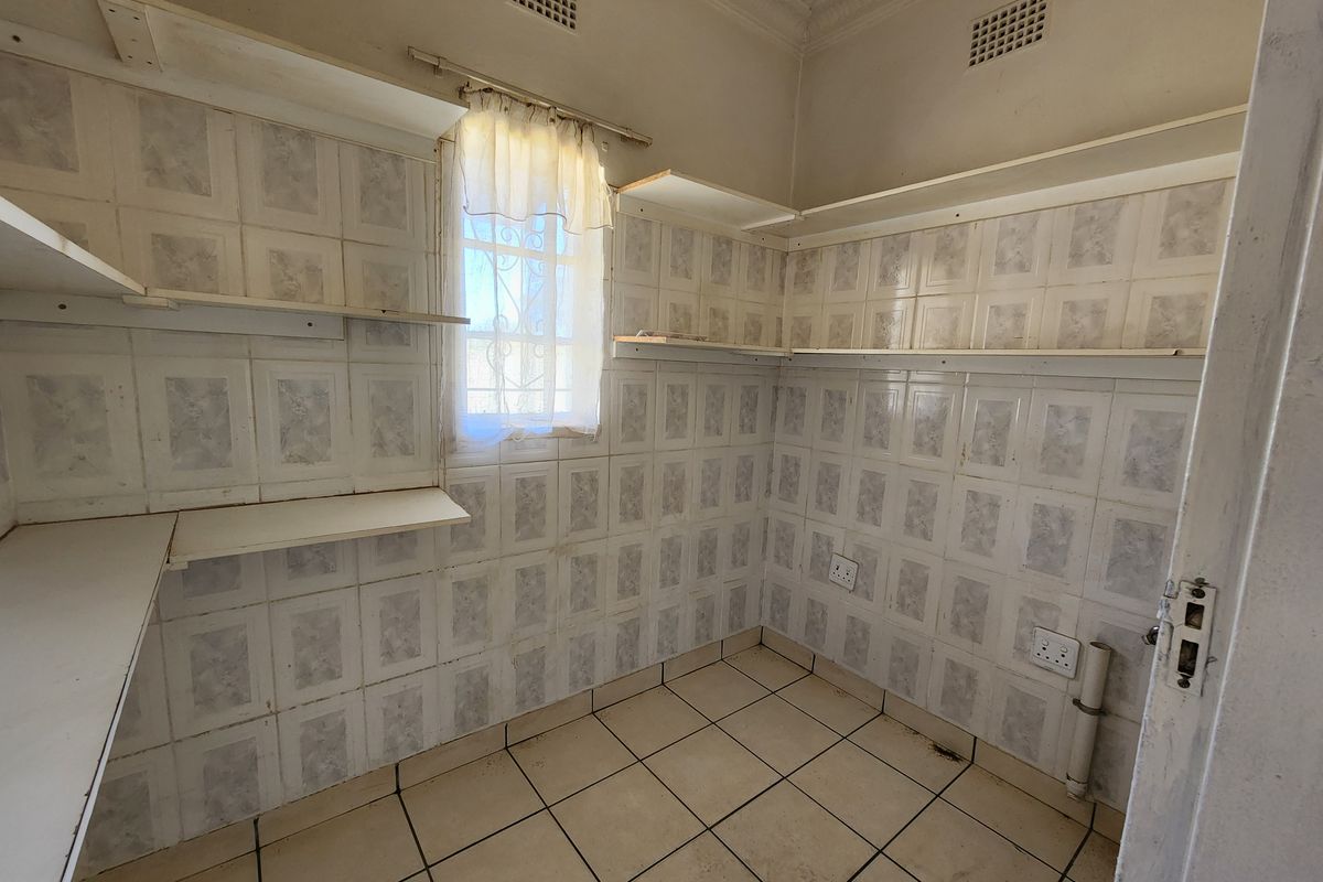 Safe, Private & Modern Student Accommodation – Steps from Balfour Technical College! - Photo 5