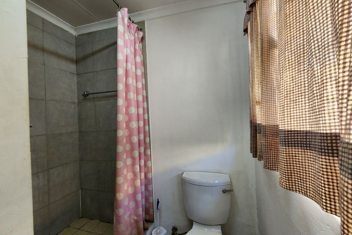 NSFAS approved Student accomodation units for sale in Balfour - Photo 3