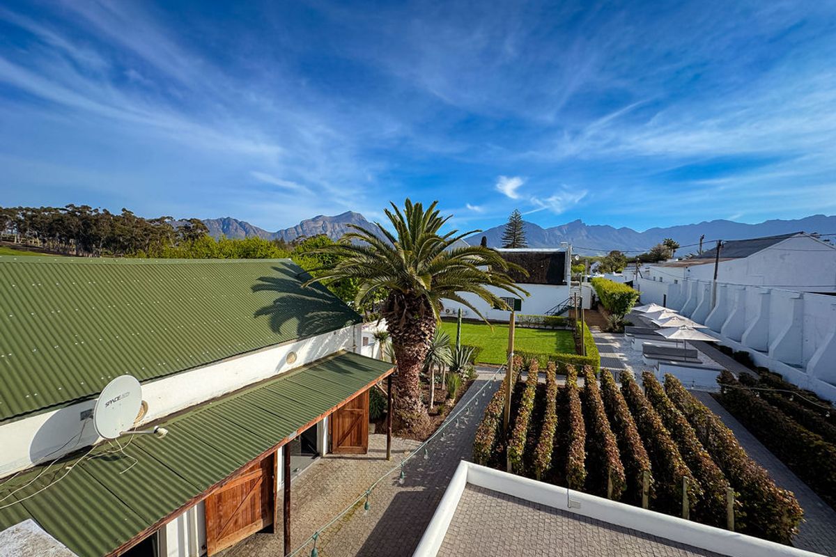 Historic Cape Dutch Property For Sale In Tulbagh - The Old Parsonage, circa 1795 - Photo 2