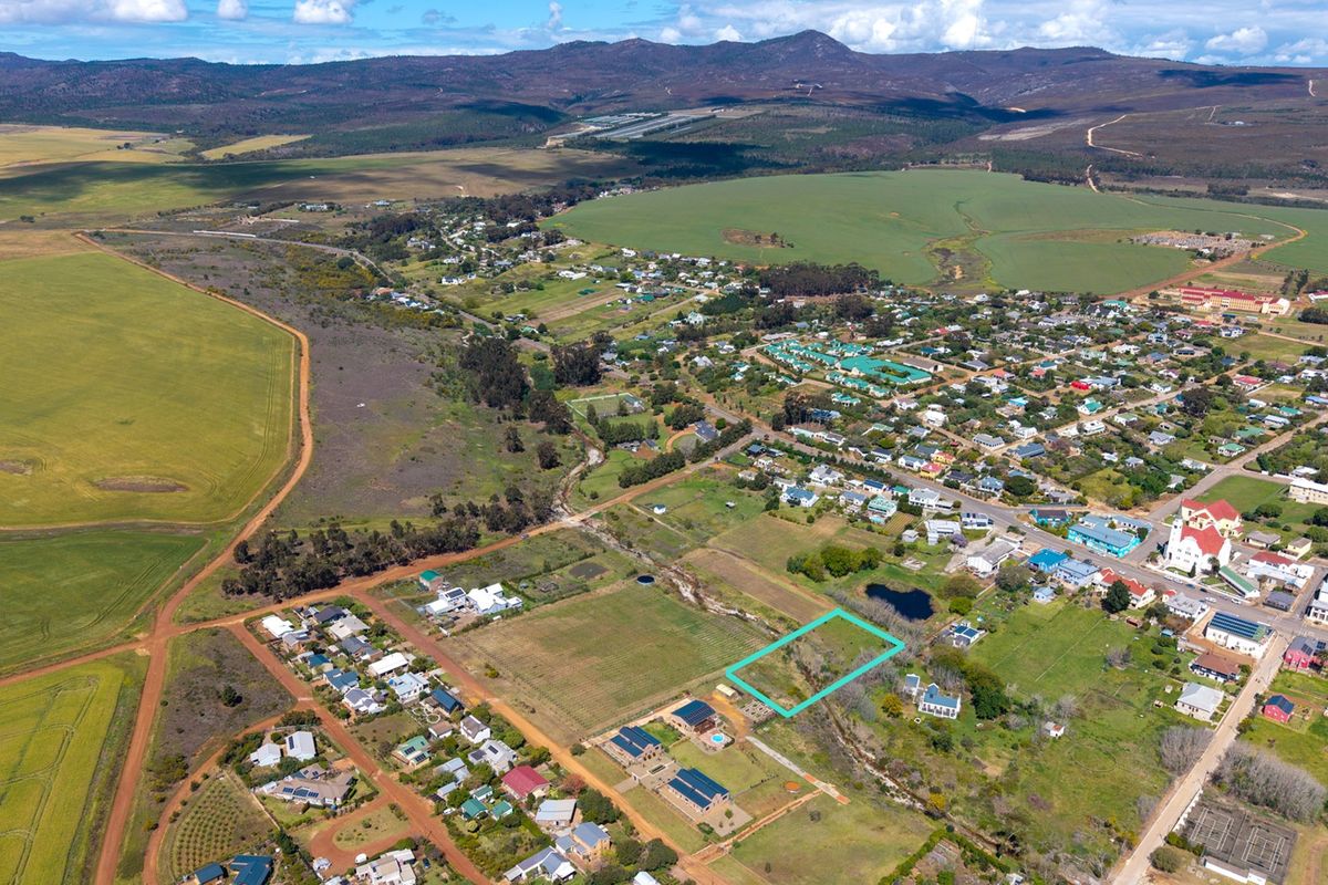 Peaceful Country Escape with River Frontage - Photo 4