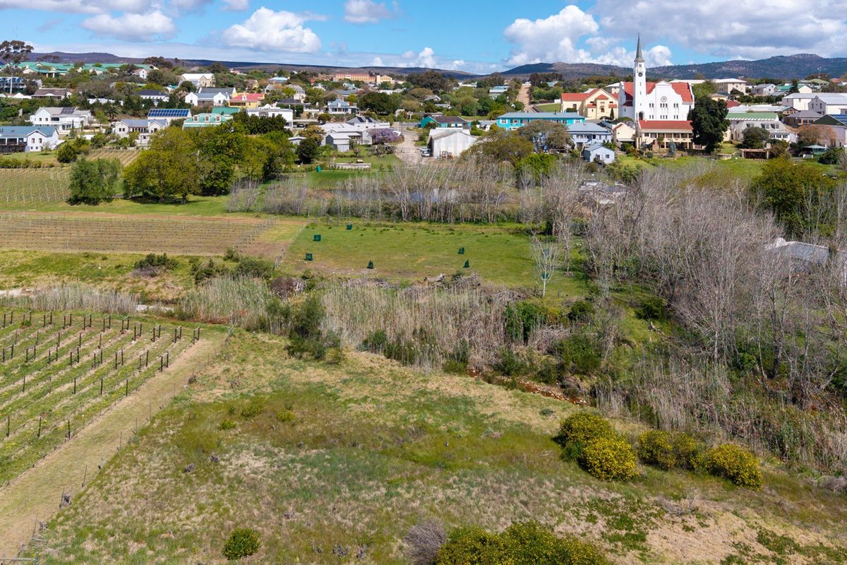 Peaceful Country Escape with River Frontage - Photo 5