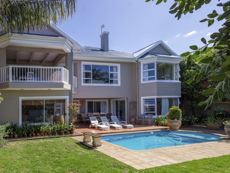 Stunning Family Home with Breathtaking River and Sea Views - Photo 6