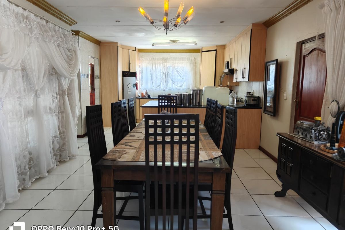 Freehold Pending Sale In Potchefstroom - Photo 5
