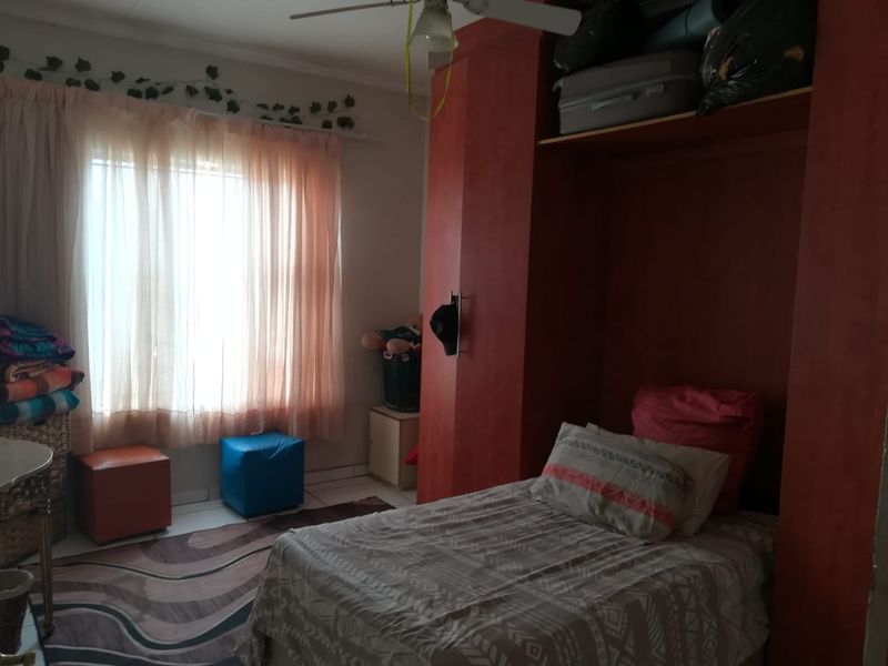 Freehold Pending Sale In Potchefstroom - Photo 10