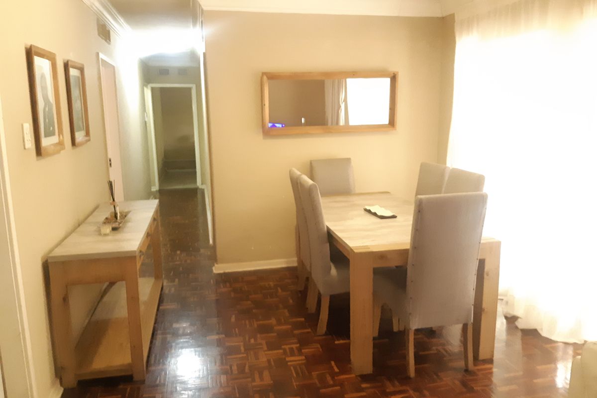 Discover Your Urban Retreat in The Wolds, New Germany - Photo 5